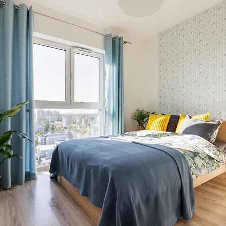 Stunning View! - Mladzka By Vaya * ורשה